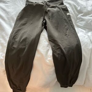Vuori Joggers